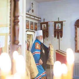 Митрополит Самарский и Тольяттинский Сергий совершил всенощное бдение в Скорбященском храме города Самары